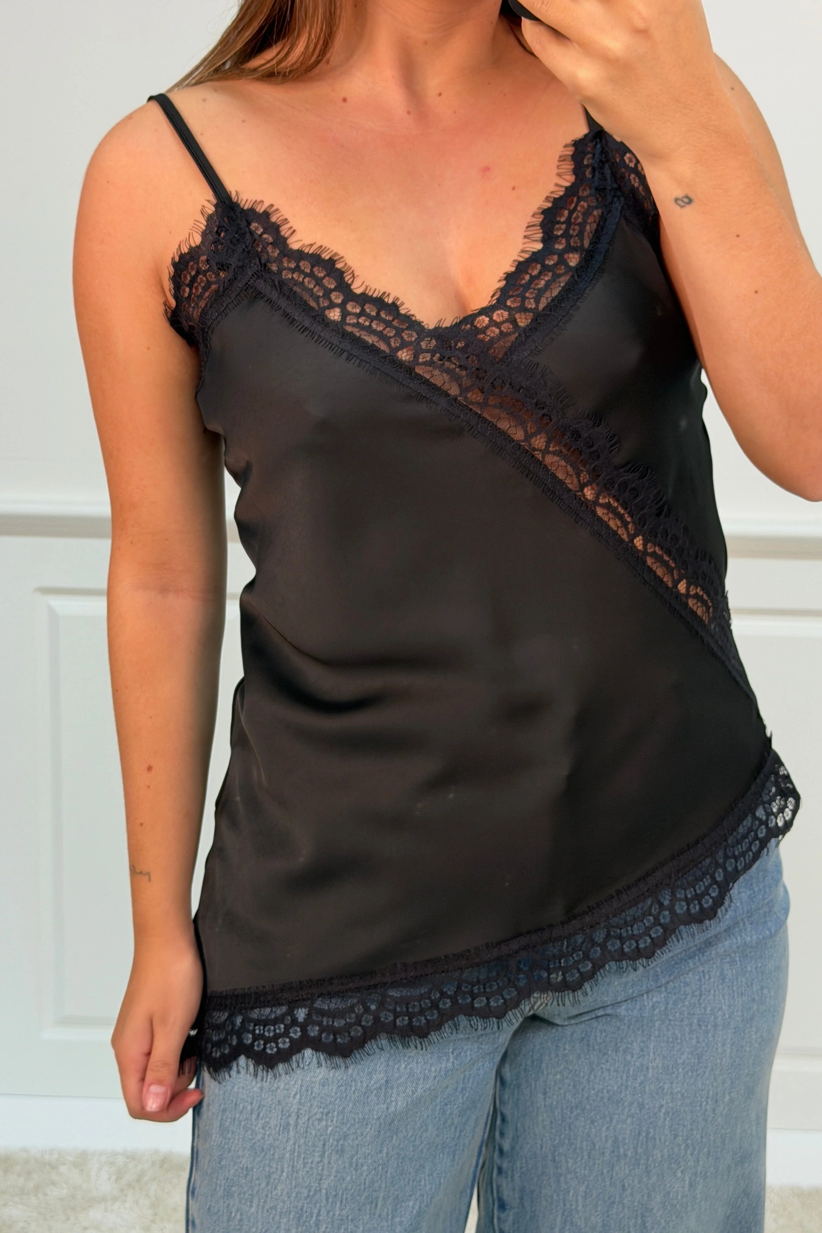 A-bee - Ivanka Top - Black - Image 3