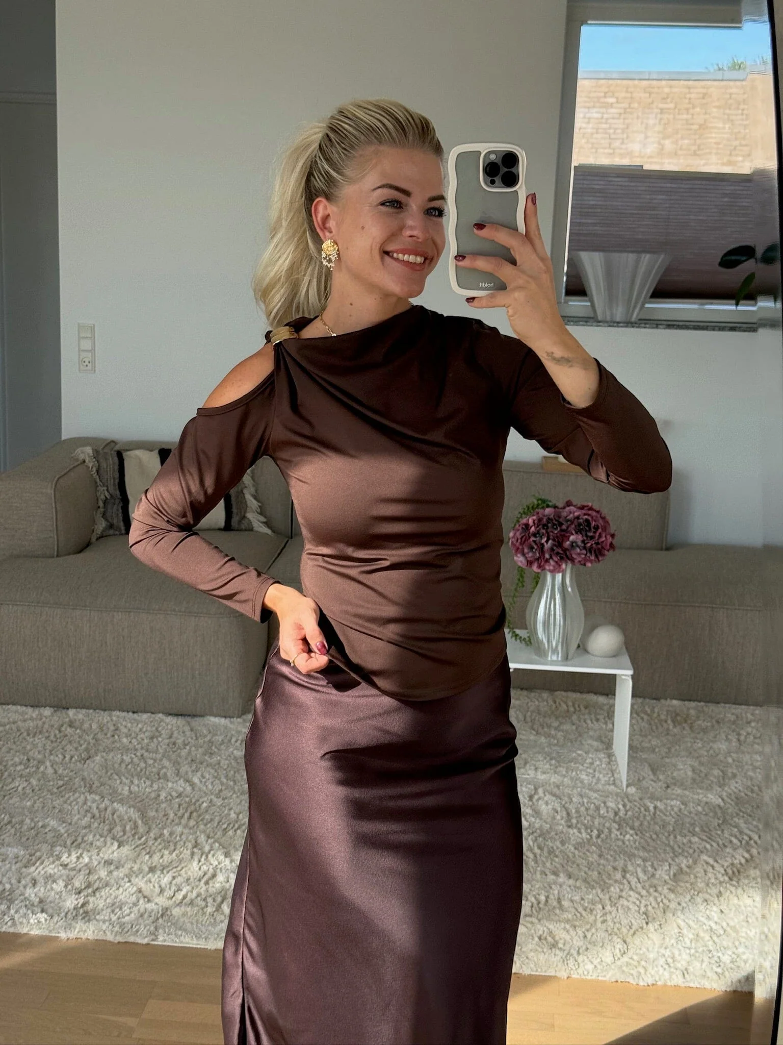 A-bee - Tiffany Skirt - Dark Maroon - Image 3
