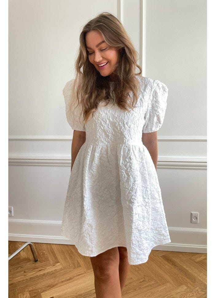 BYIC - Edithic Dress - wdream White Dream - Image 7