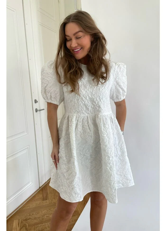 BYIC - Edithic Dress - wdream White Dream - Image 8