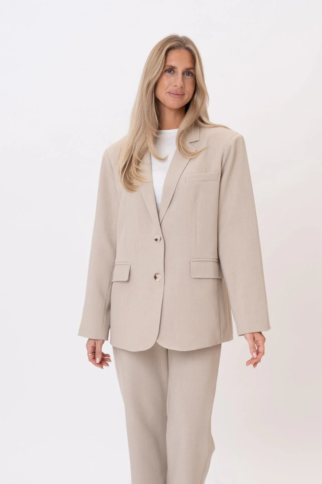 BYIC - Signatureic Blazer A23986 - Beige - Image 4