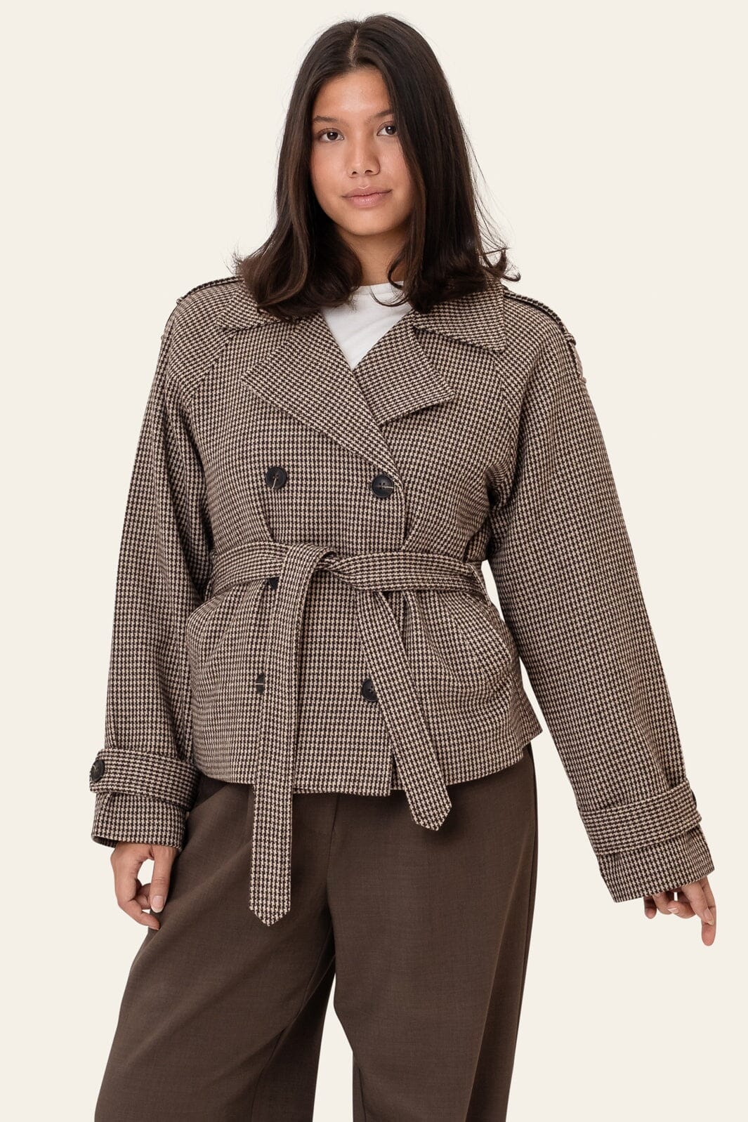 BYIC - Veraic Trenchcoat A25104 - Brown Checks - Image 2
