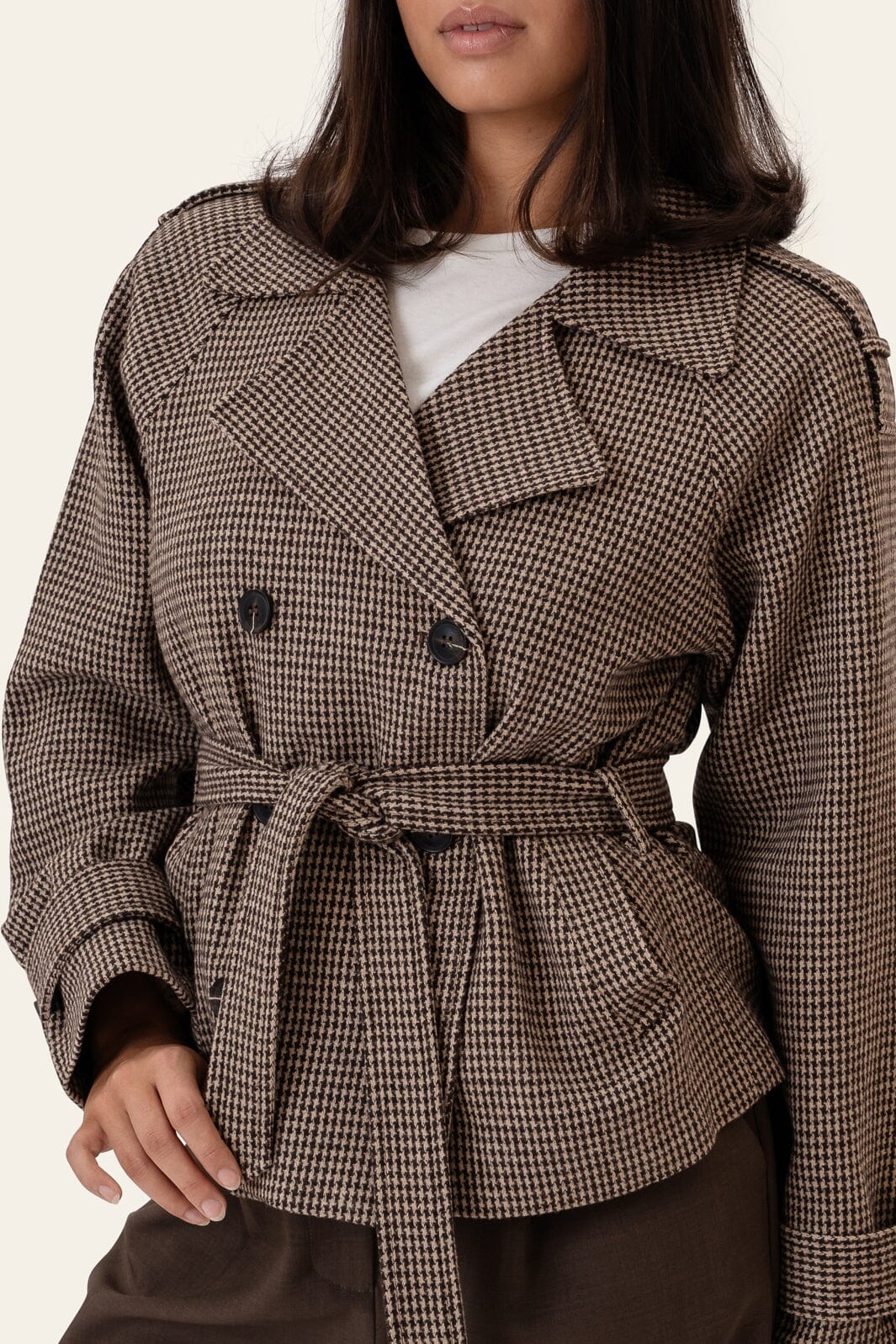 BYIC - Veraic Trenchcoat A25104 - Brown Checks - Image 4