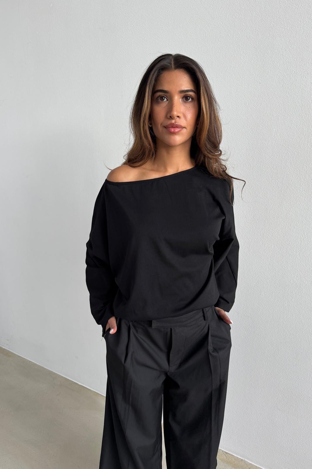 Continue - Lauren 15074 - Black