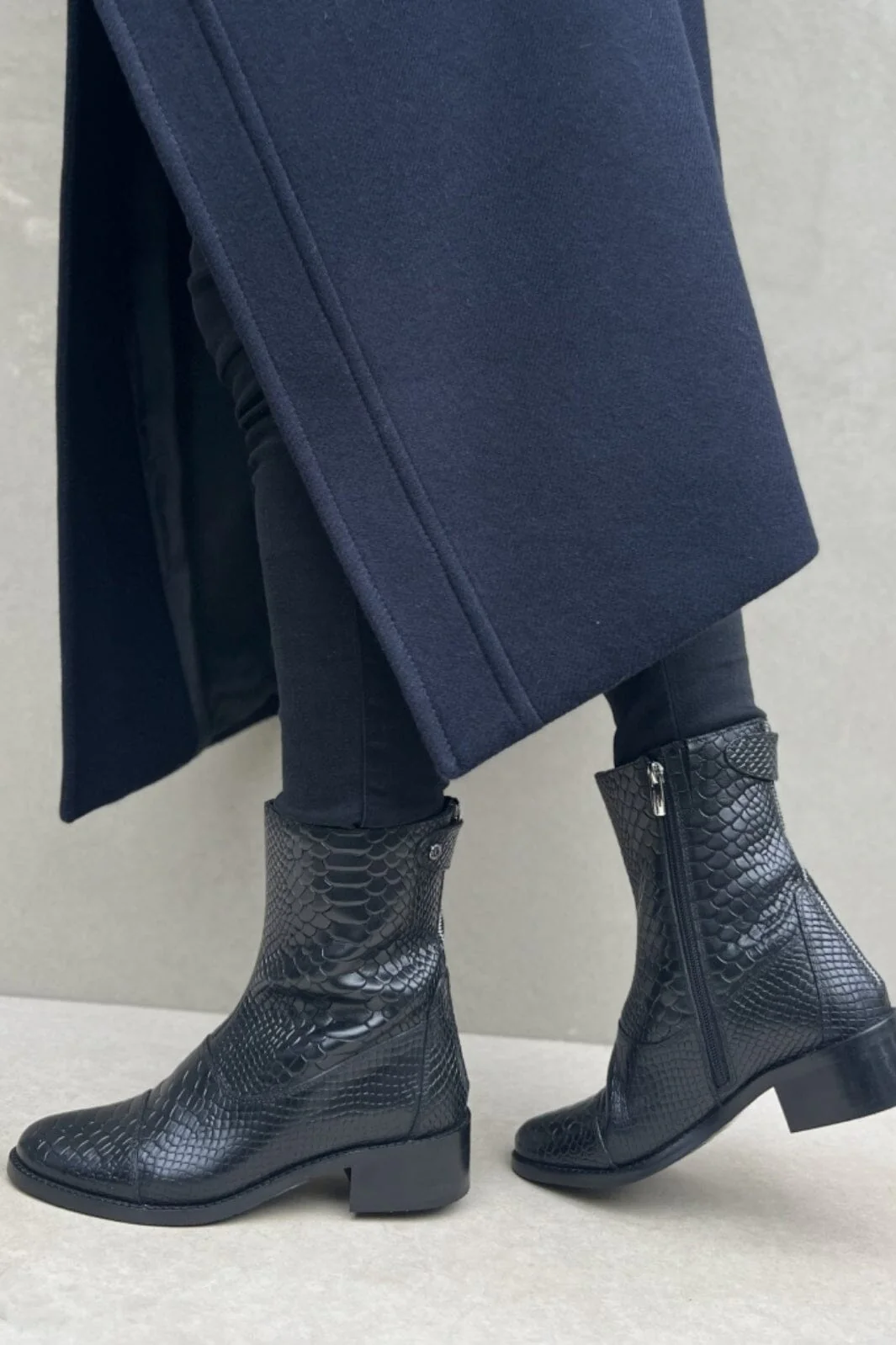 Copenhagen Shoes - She Croco - Black - Image 4