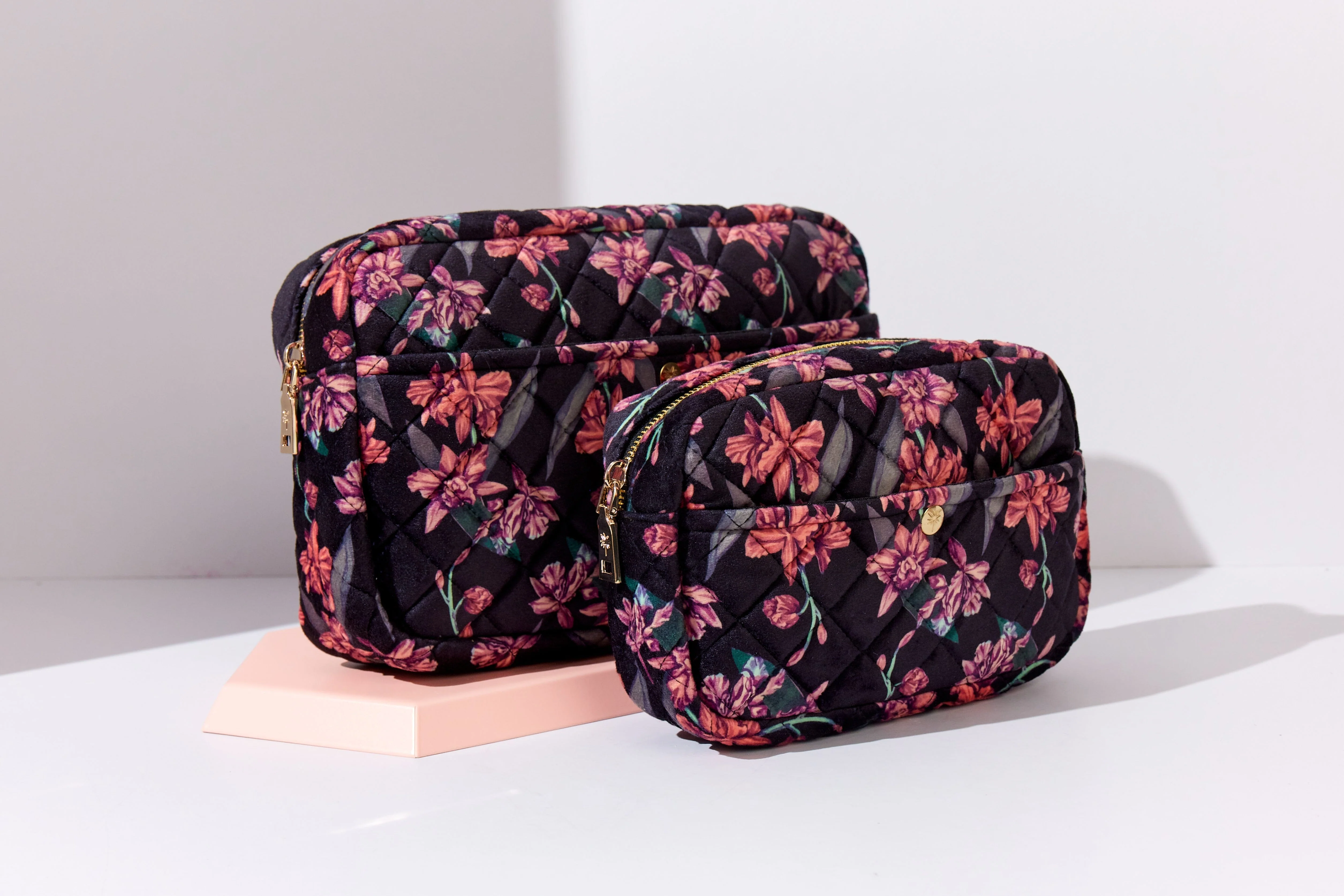 Fan Palm - Beauty Bag Velvet - Flawless Black - Image 4
