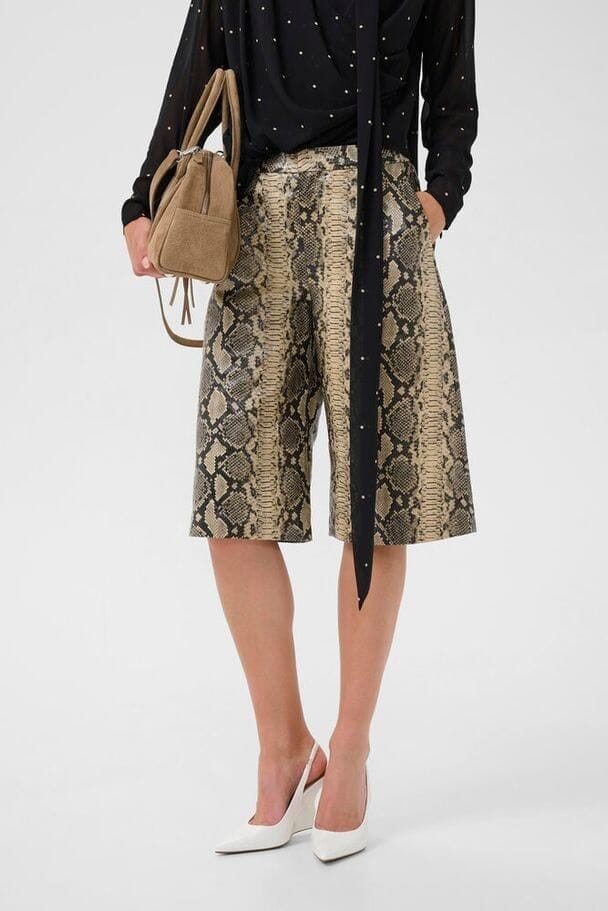 Gestuz - Gzallis Snake Shorts 10911123 - 109237 - Pale Khaki Snake