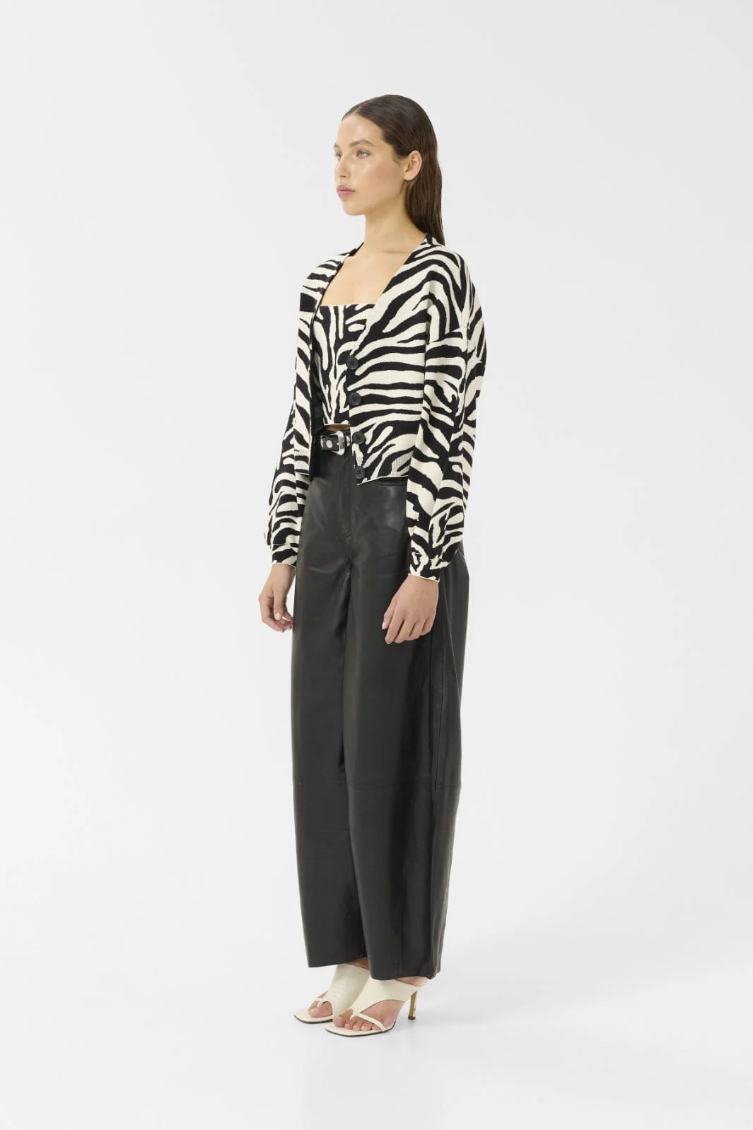 Gestuz - Gzzebba Cardigan 10910341 - 107873 - Black/Birch Tiger - Image 5