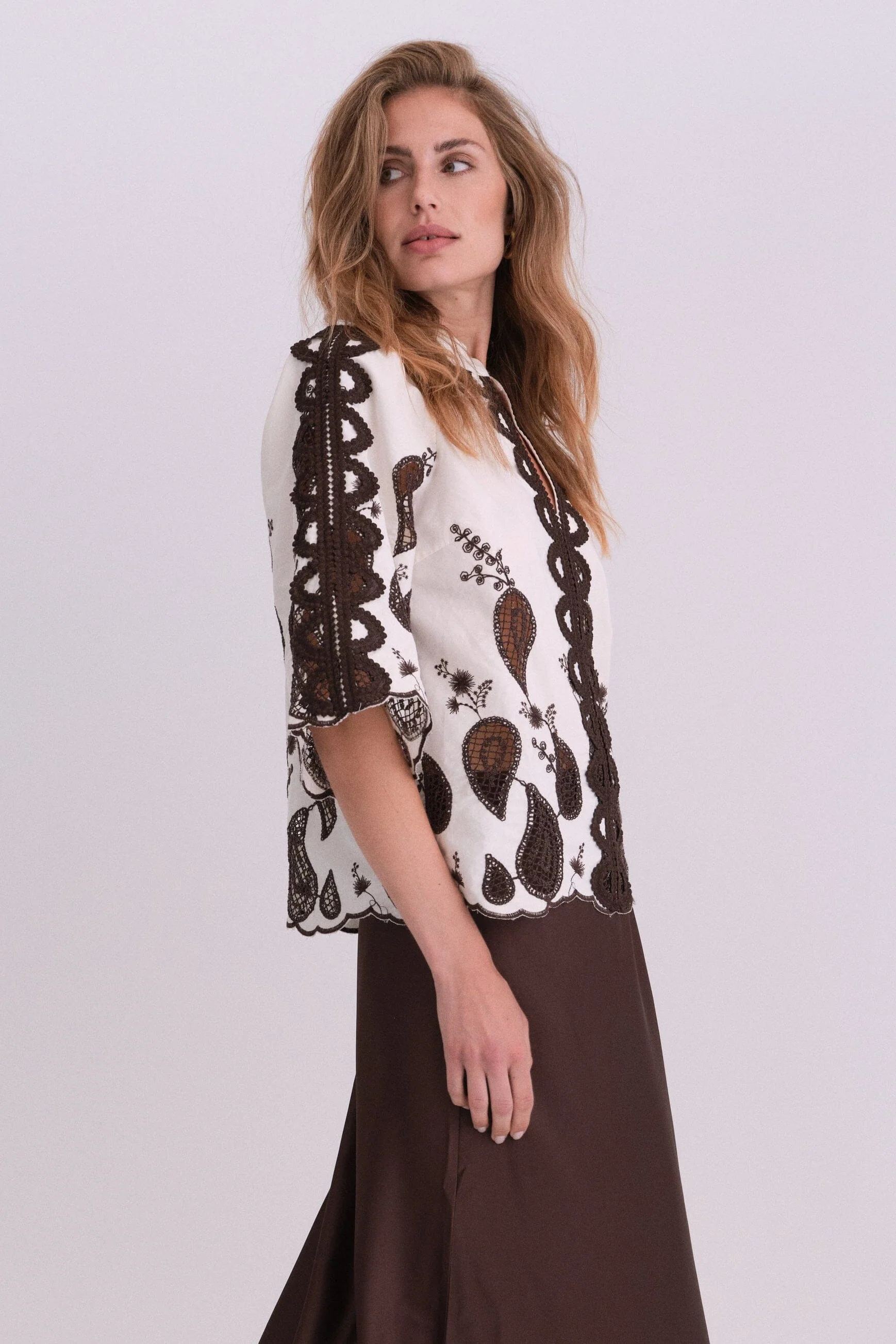 Gossia - Miraago Blouse G2843 - Creme - Brown - Image 4