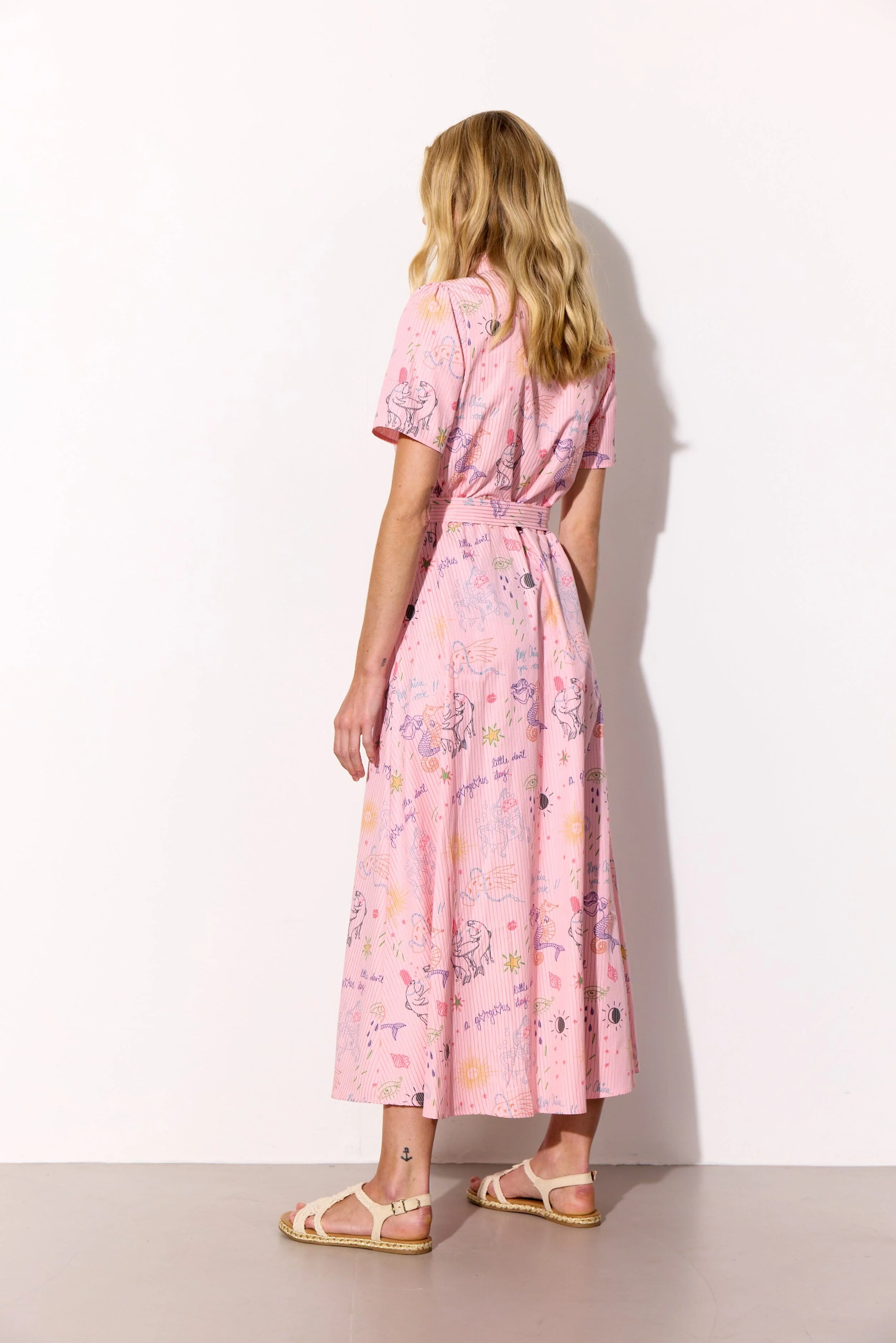 Hunkøn - Zoe Dress 26062 - Pink Sea Creatures Art Print - Image 4