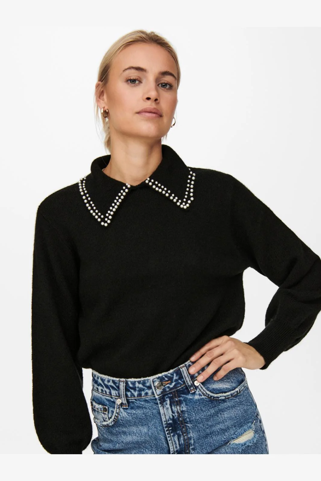 JDY - JDYaubray Life L/S Pearl Pullover Knt - 3818554 Black W White Pearl Collar - Image 6