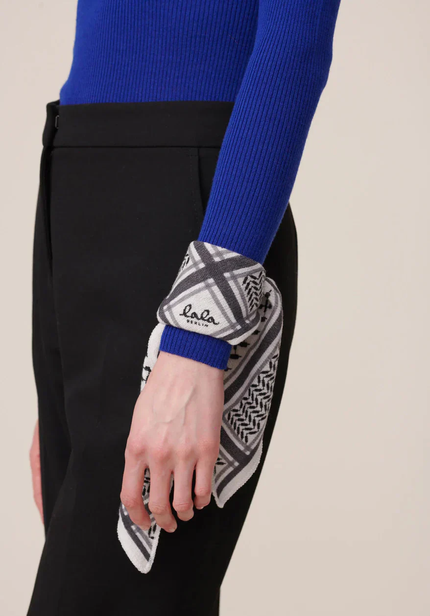 Lala Berlin - Triangle Trinity Classic XS - Alabastro off-white - Image 4
