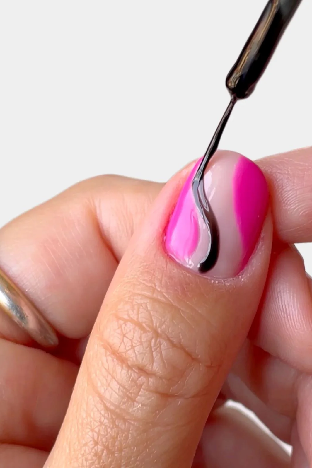 Le Mini Macaron - Le Gel Liner LGL001 - Licorice - Image 2