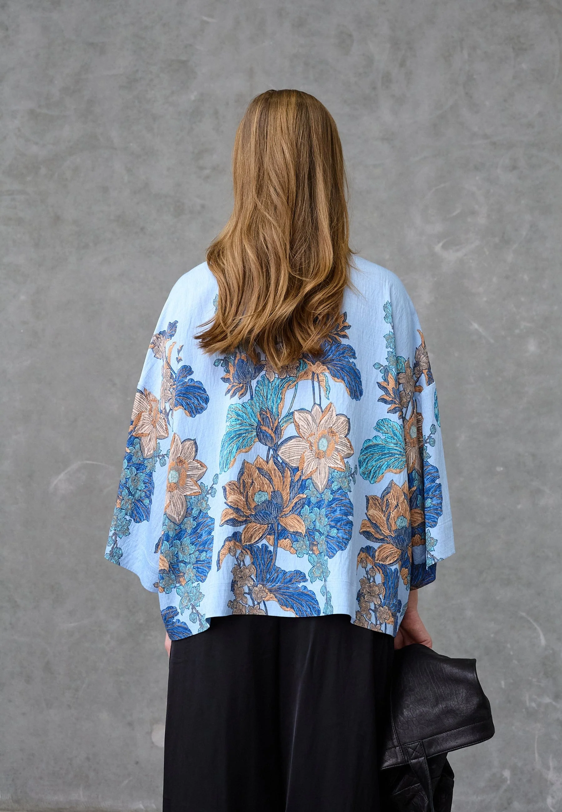 Love & Divine - Love1553 19965 - 804 - Blue Paisley - Image 3