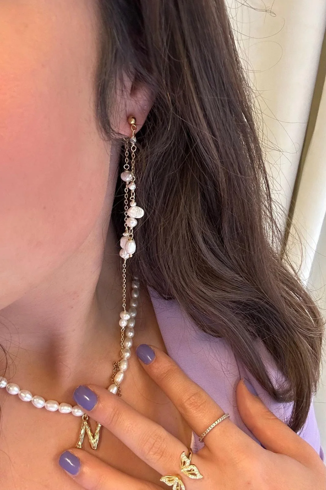Mellow Moon - Double String Pearl Earring Long - Forgyldt - Image 6