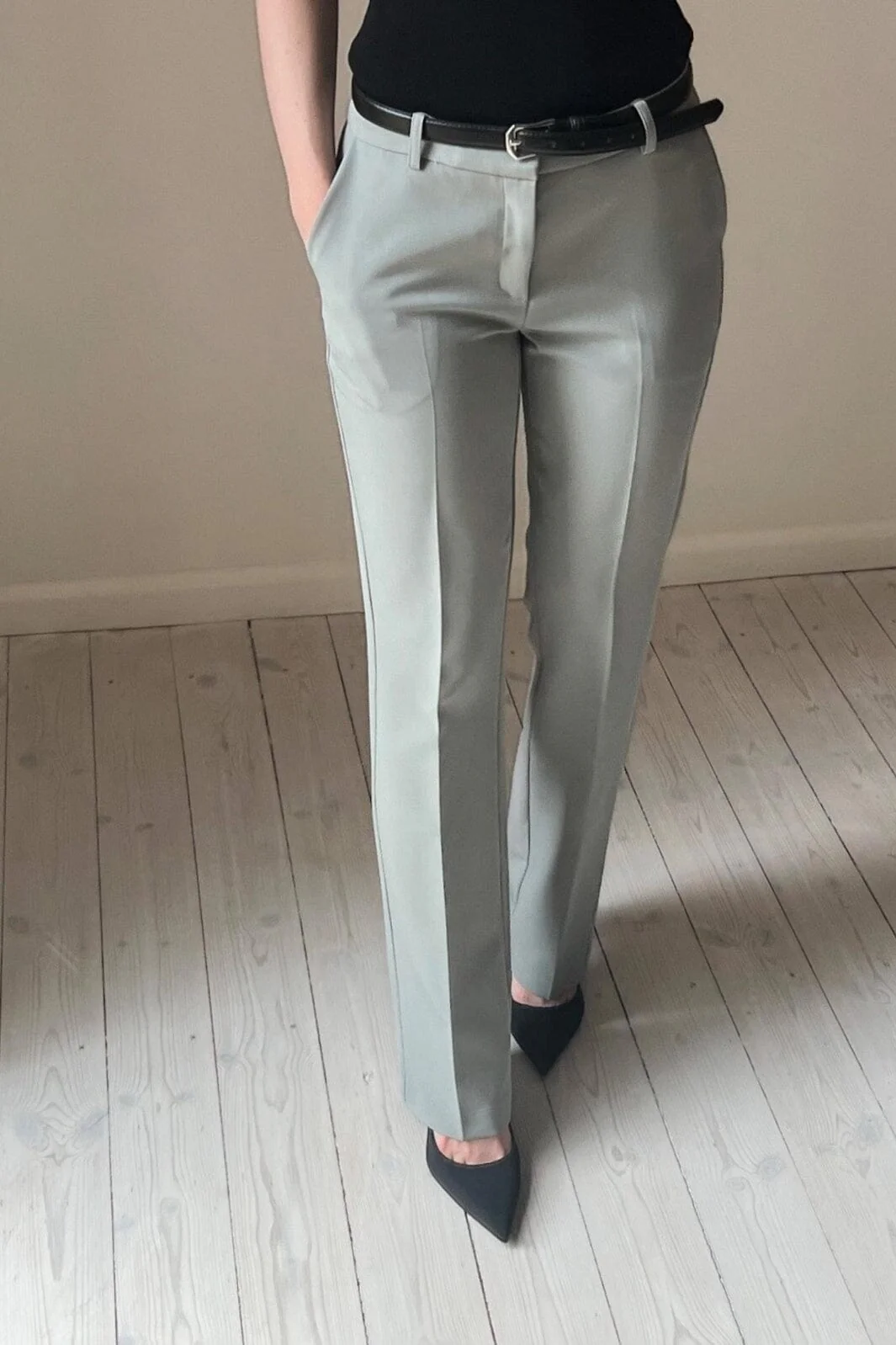 Neo Noir - Cassie Suit Pants - Smoke Green