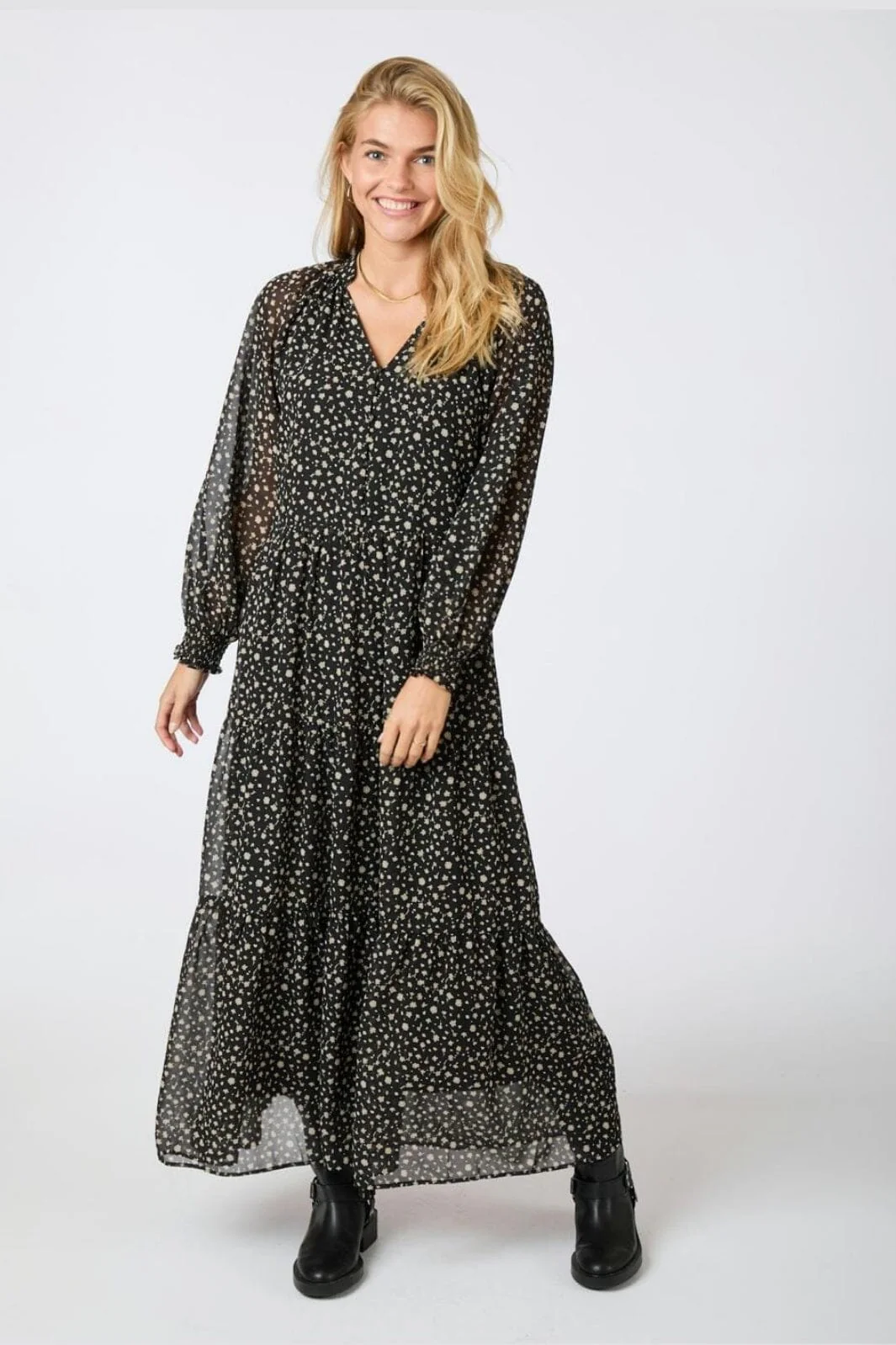 Neo Noir - Hiko Secret Flower Dress - Black - Image 3