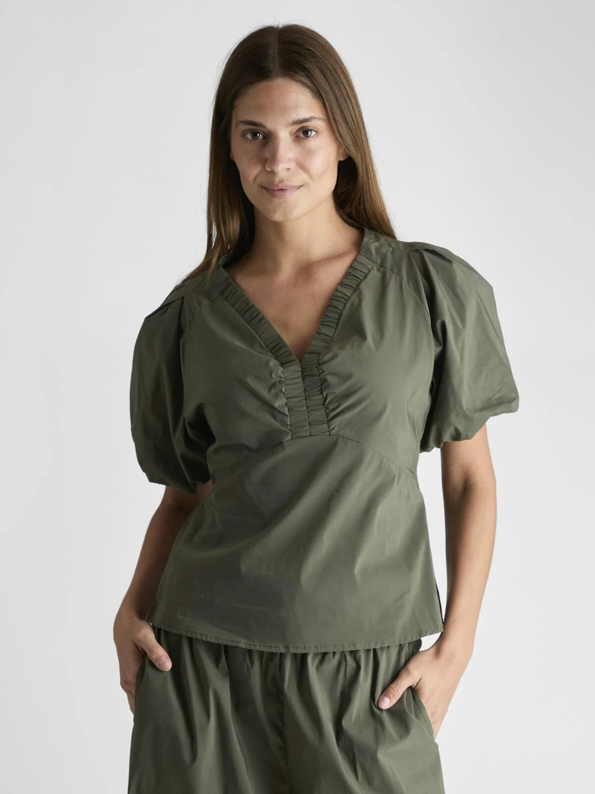 Neo Noir - Irina Poplin Blouse - Army - Image 2