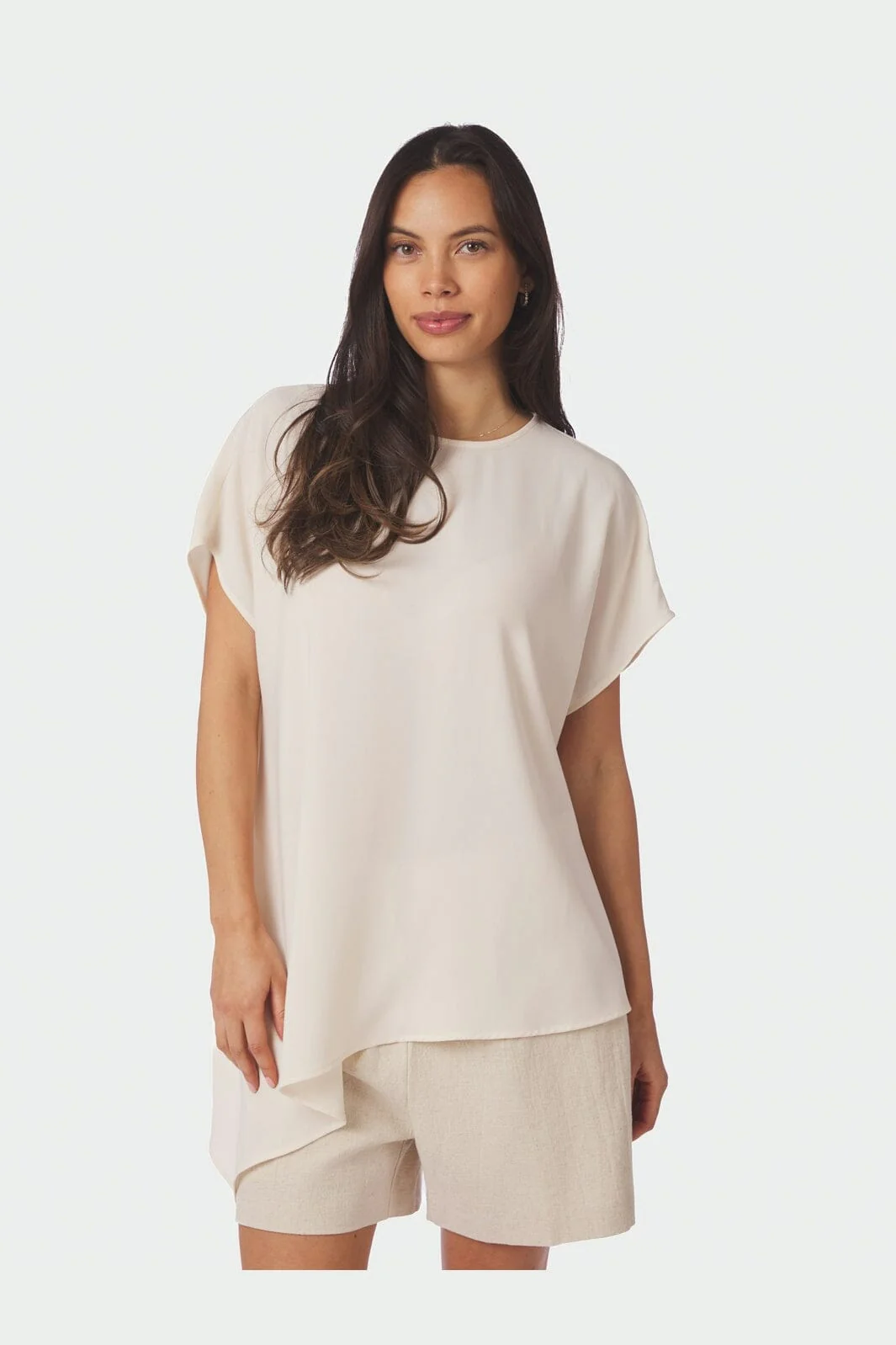 Neo Noir - Nerita Asymmetric Blouse 168969 - 121 - Off White - Image 2