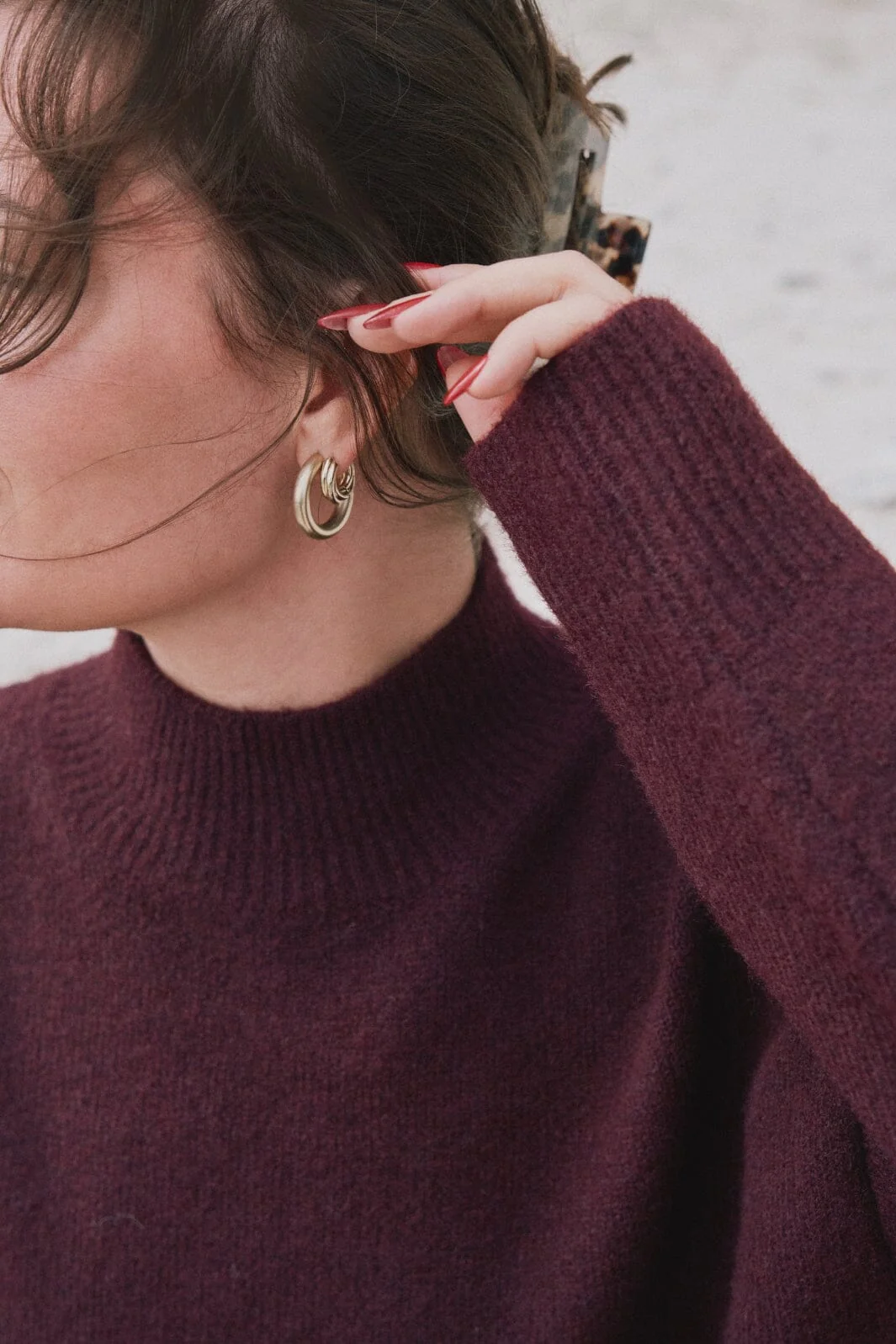 Neo Noir - Paulina Knit Blouse - Wine - Image 3