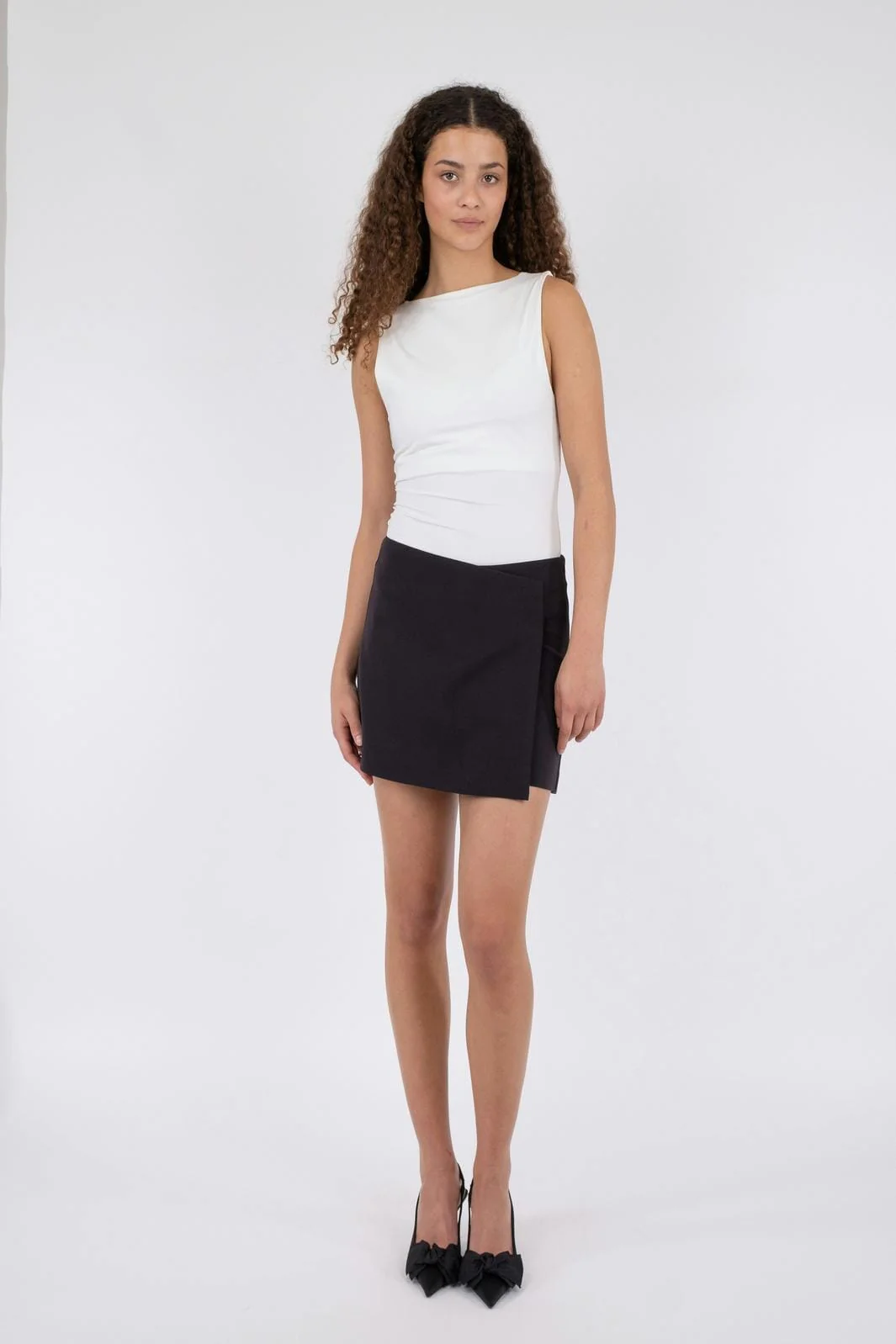 Neo Noir - Petra Skort - Black - Image 5