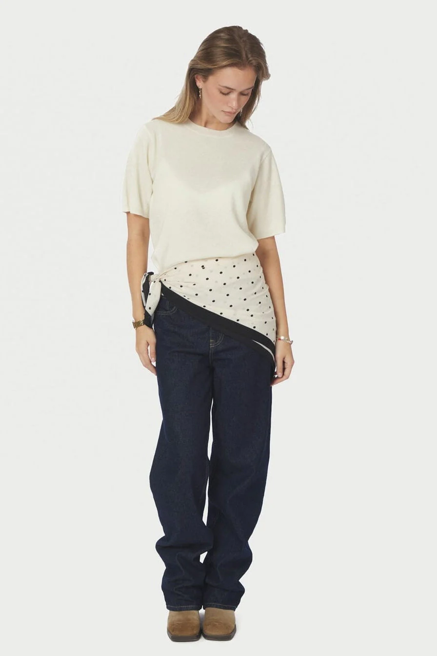 Neo Noir - Tamma Big Dot Scarf 167851 - 121 - Off White - Image 4