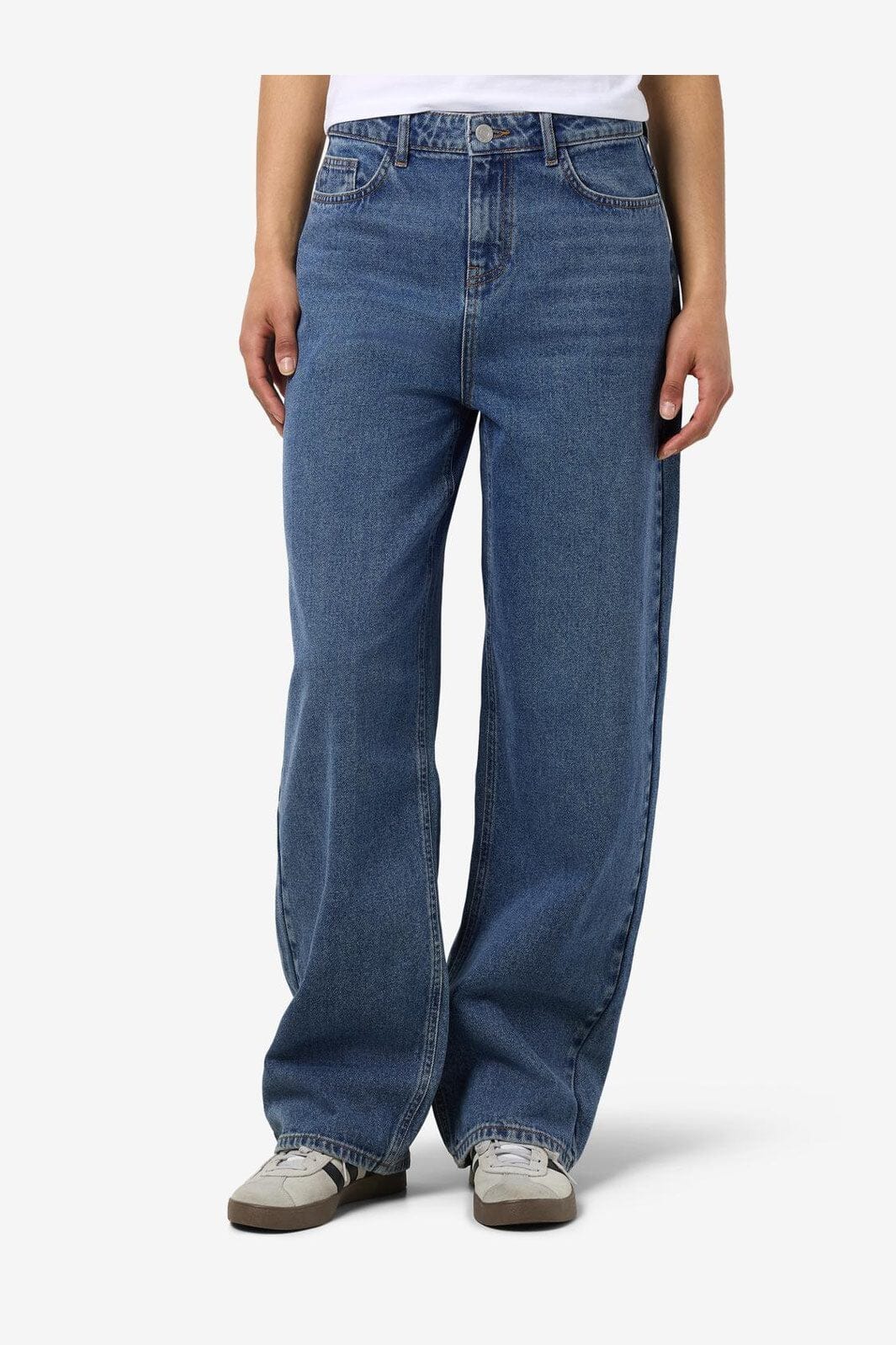 Noisy May - Nmalexa Nw Reg Jeans Fo055Mb - 4798040 Medium Blue Denim - Image 2