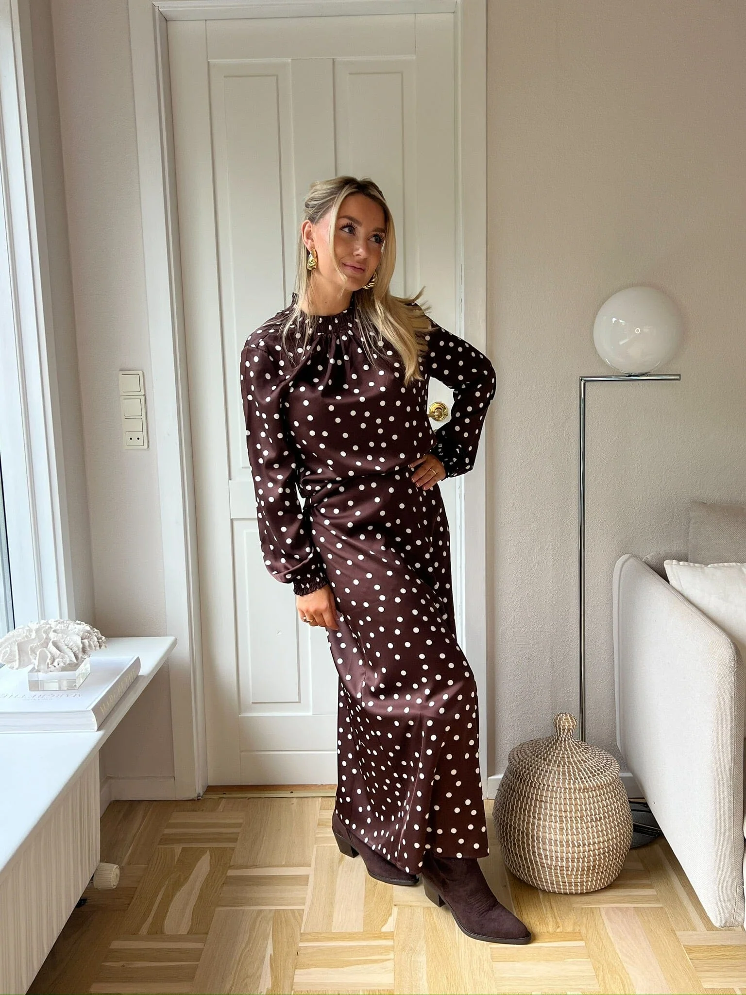 Noisy May x Molly&My - Nmbambi Midi Satin Skirt - 5054595 Chocolate Brown White Polka - Image 3