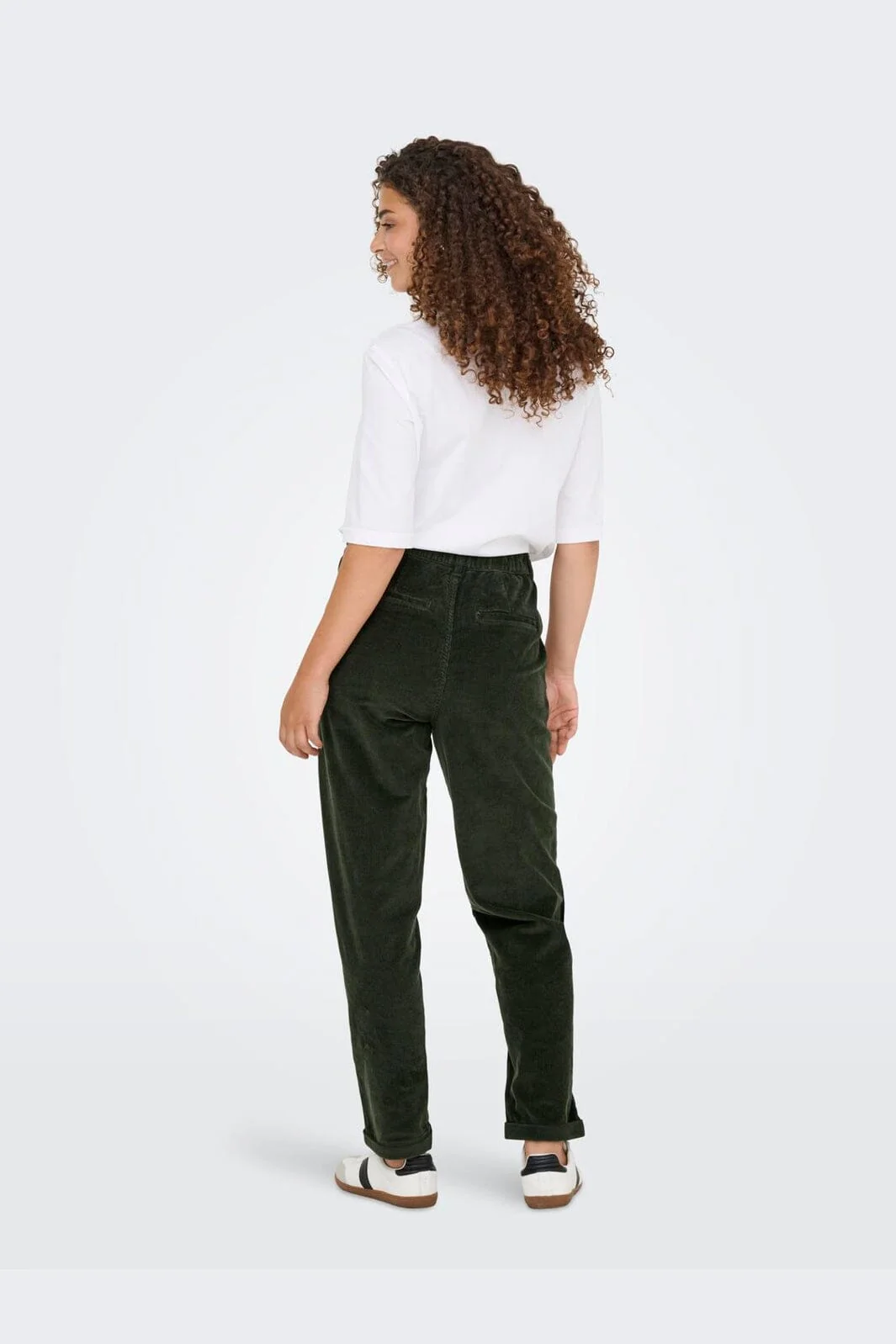 Only - Onlflora Ela Cord Carrot Pant - 4411589 Rosin - Image 4