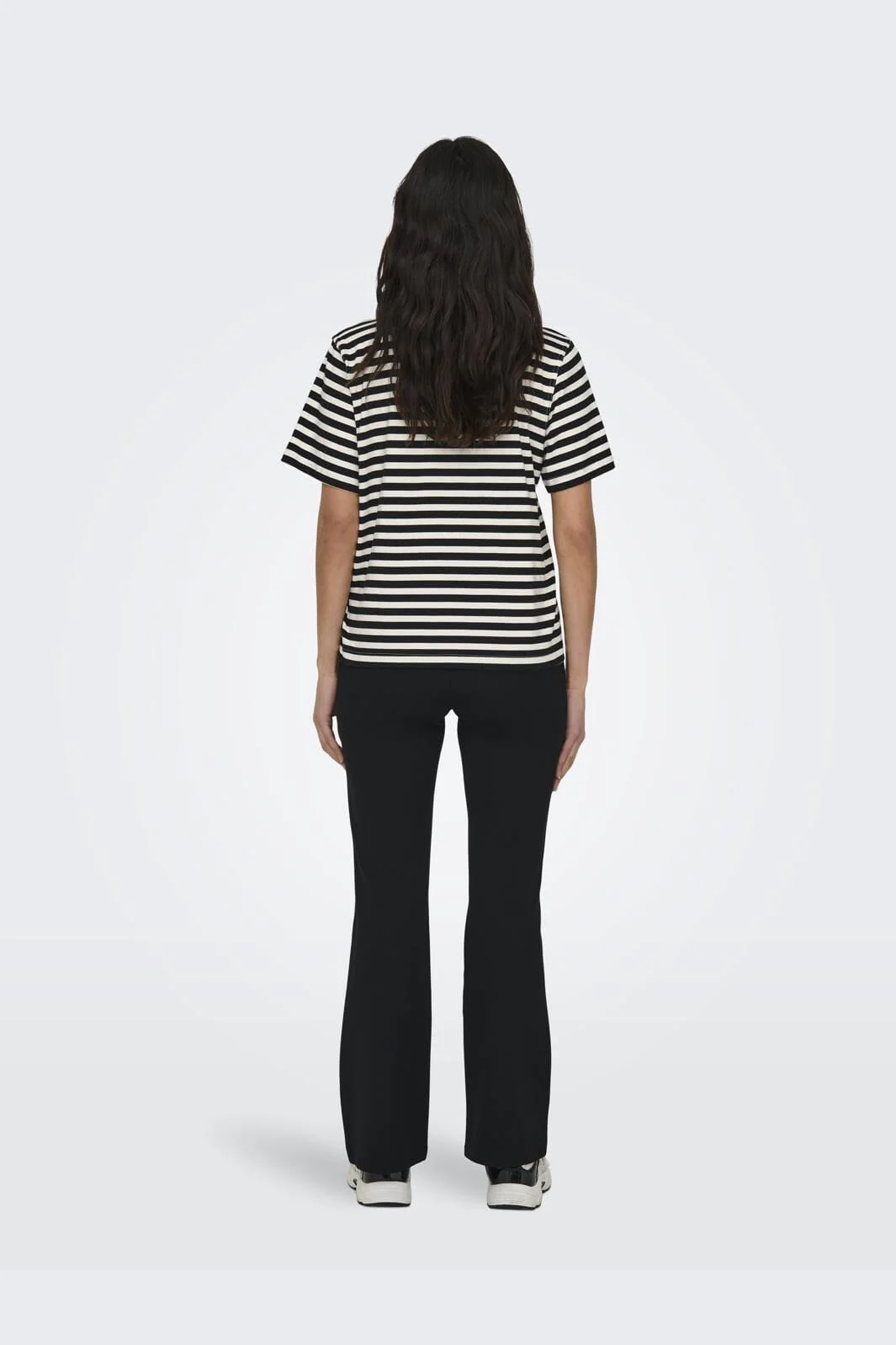 Only - Onllivina S/S Stripe Tee - 4022400 Cloud Dancer Black Stripes - Image 2