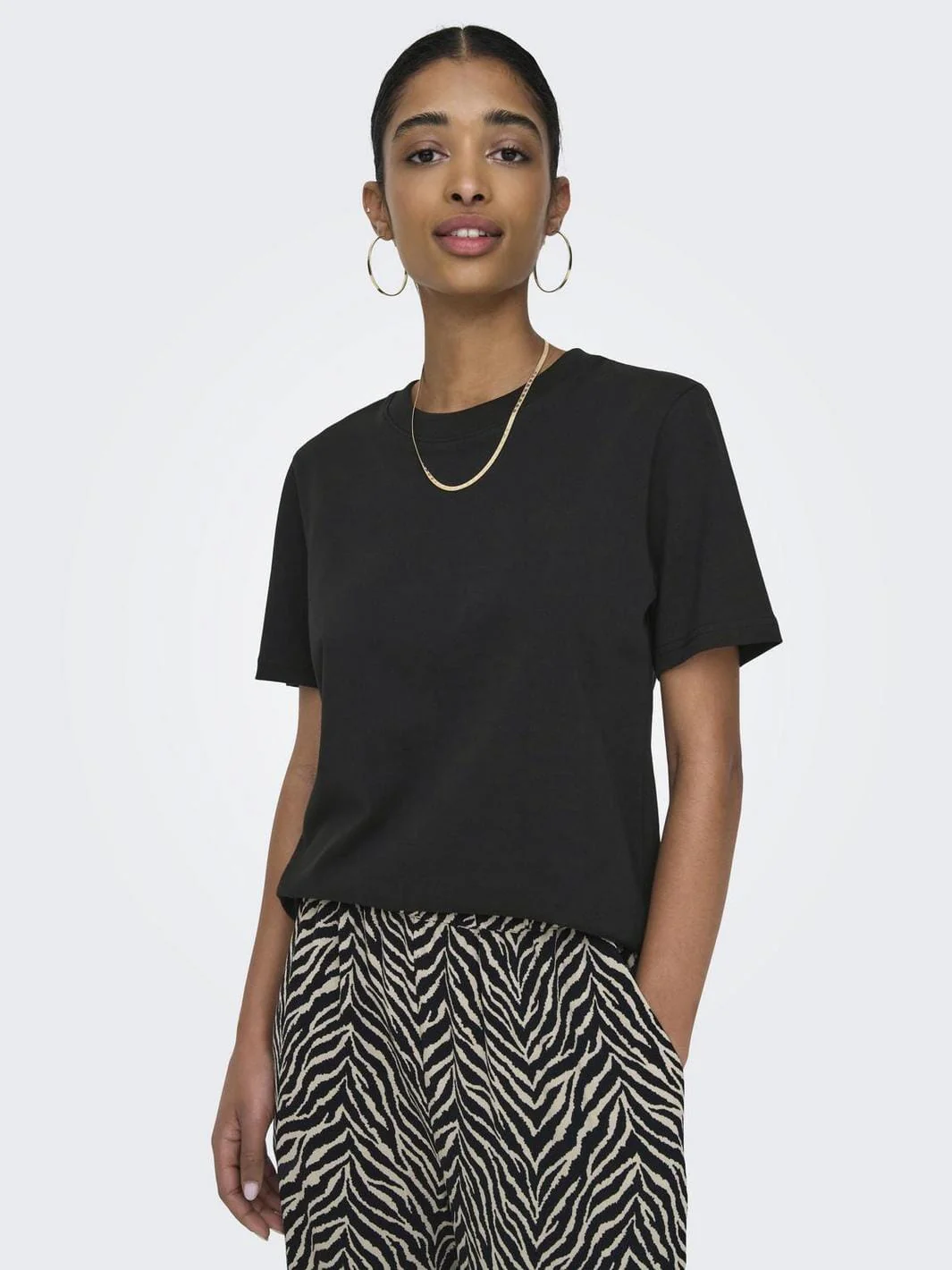 Only - Onlmonja S/S Tee - 4474466 Black - Image 3