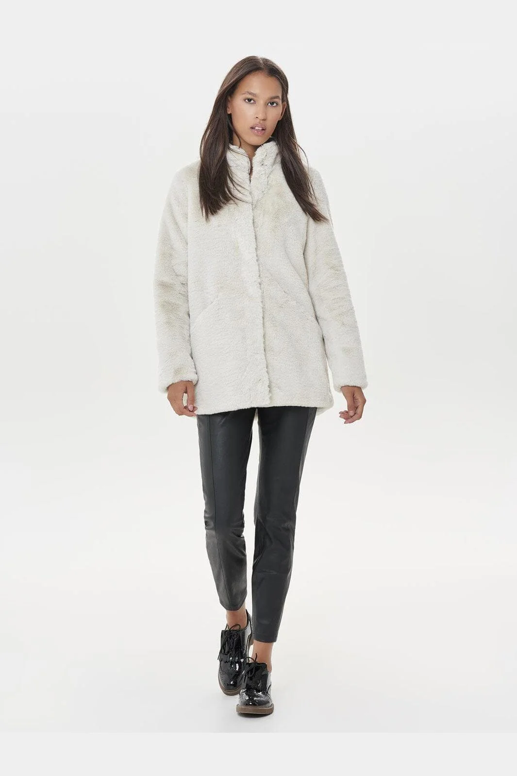 Only - Onlvida Faux Fur Coat - 2900048 Pumice Stone - Image 4