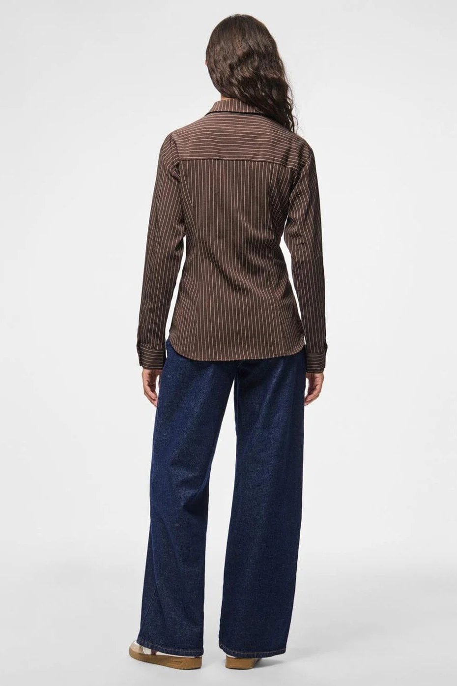 Pieces - Pcanja Ls Fitted Shirt - 5078695 Delicioso Pinstripe - Image 4