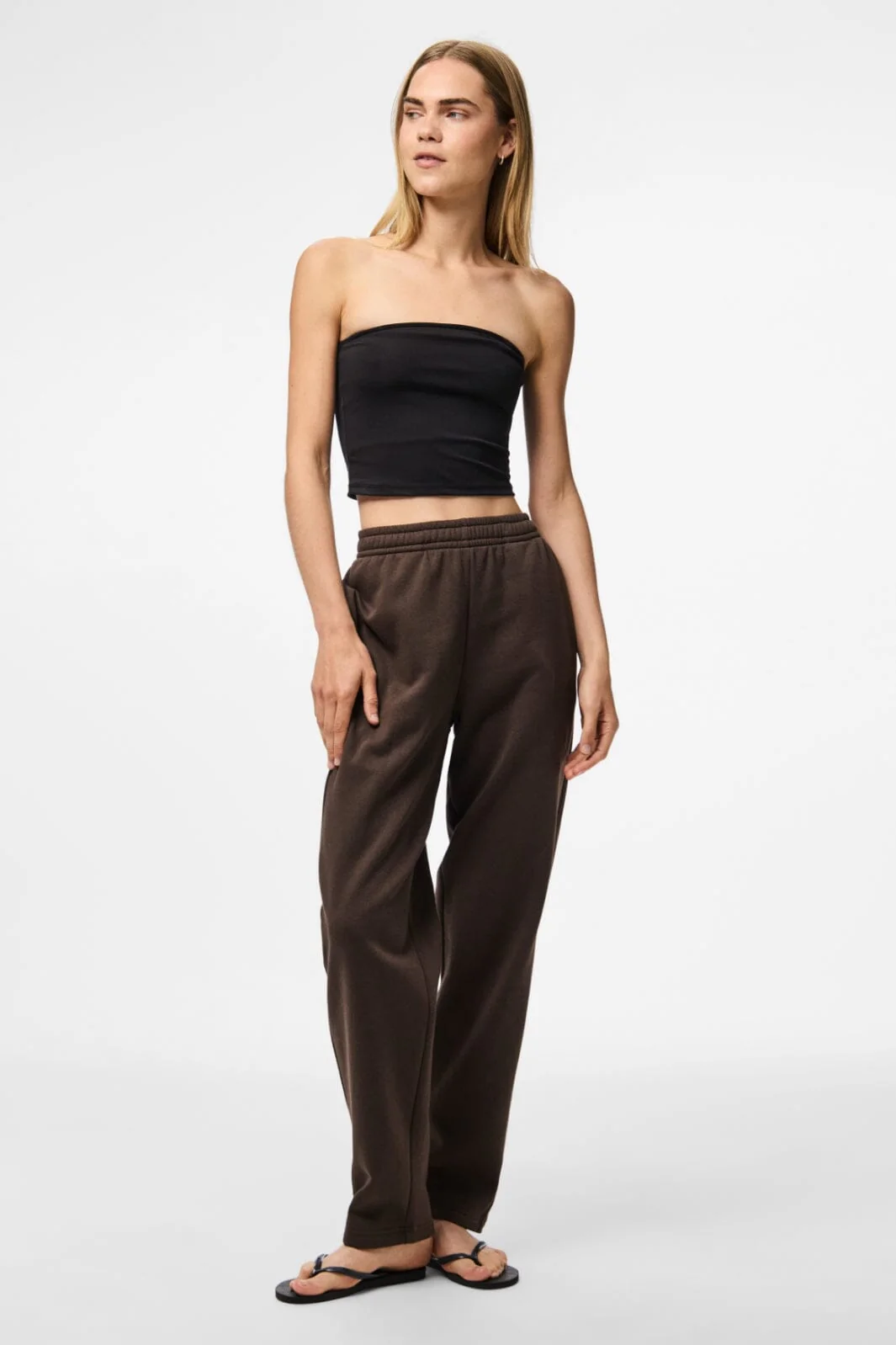 Pieces - Pcchilli Straight Sweat Pants - 4802328 Hot Fudge - Image 5