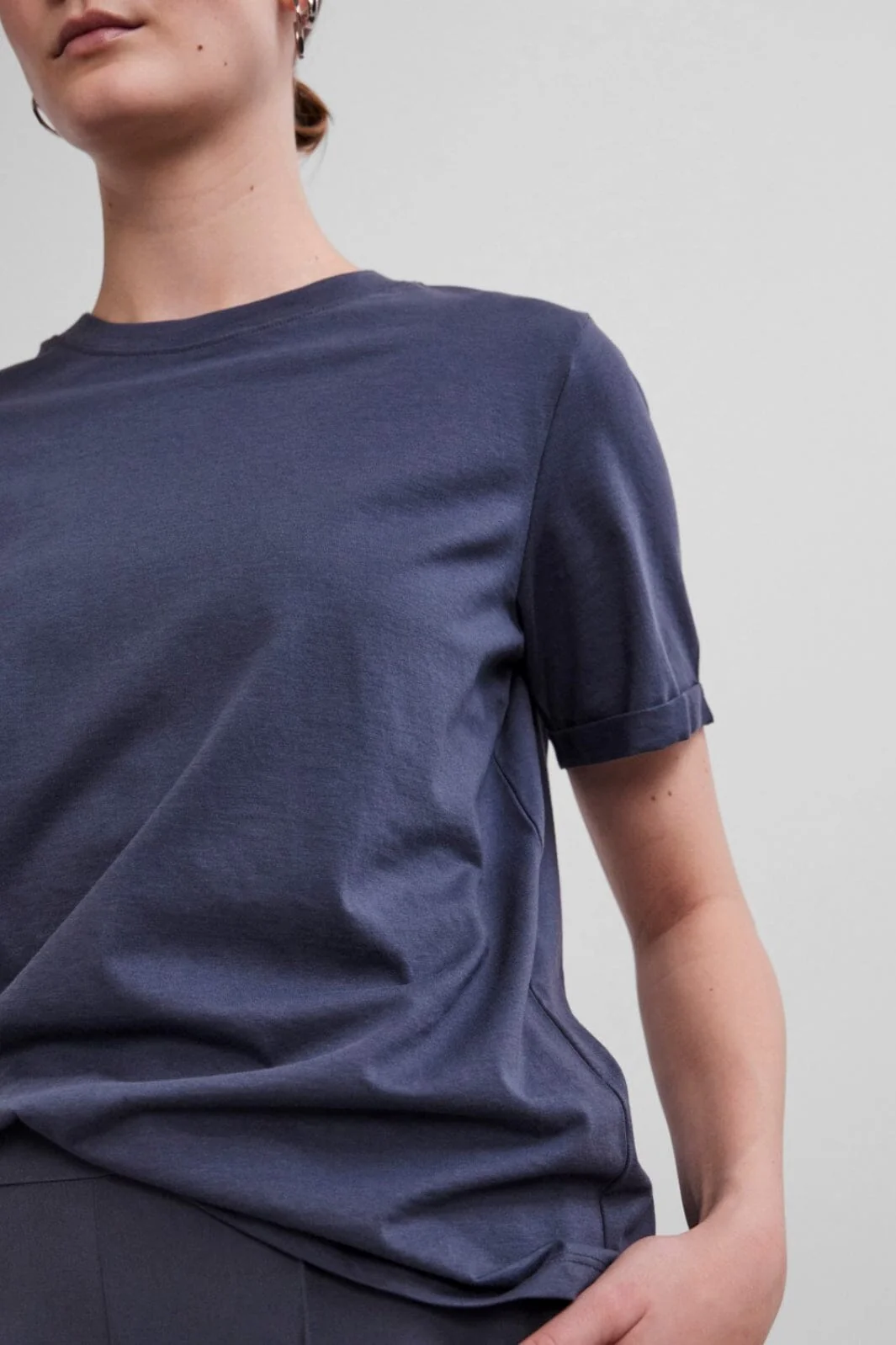 Pieces - Pcria Ss Fold Up Solid Tee - Ombre Blue - Image 2