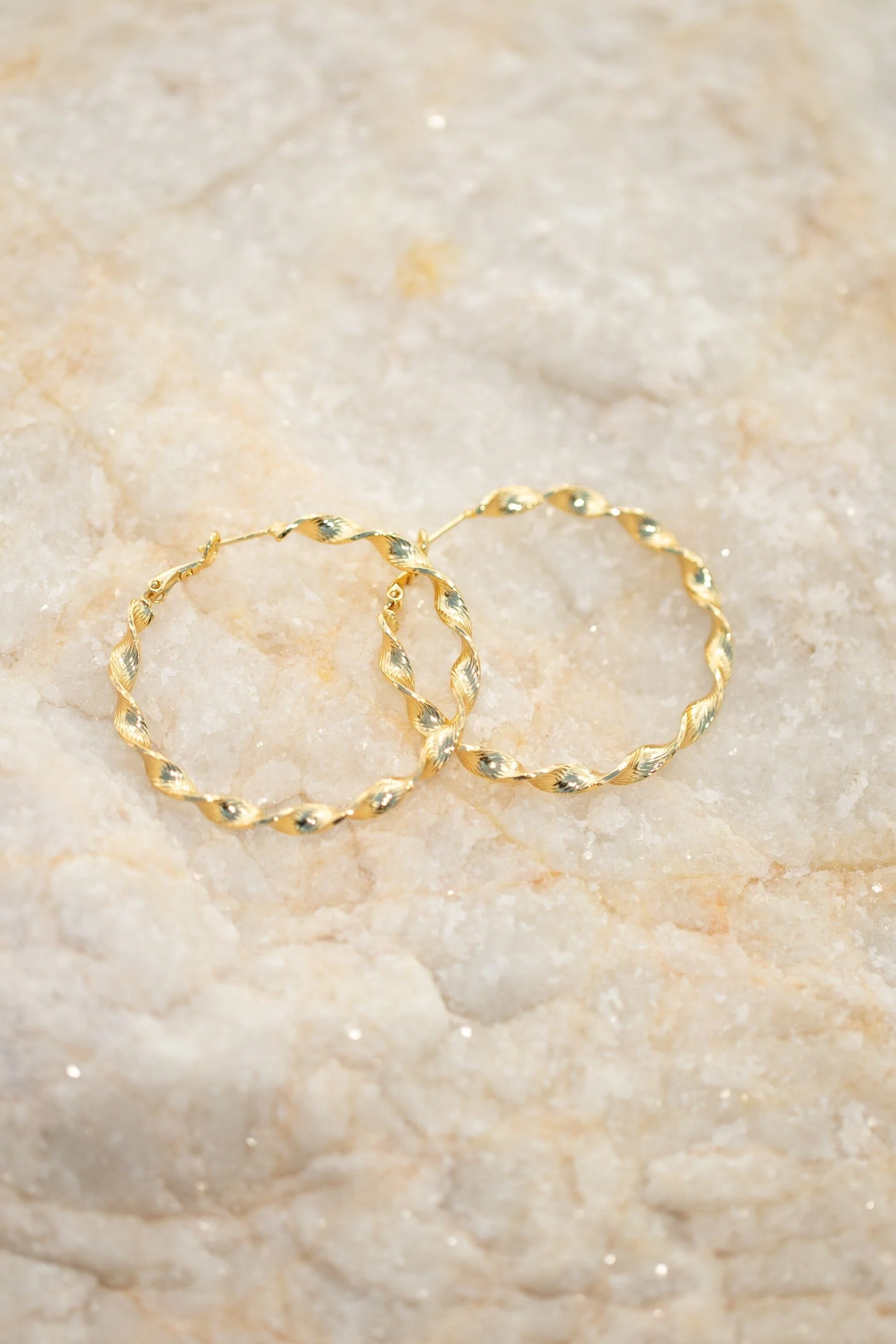 Rooted - Ditte Medium Earring - Forgyldt - Image 4