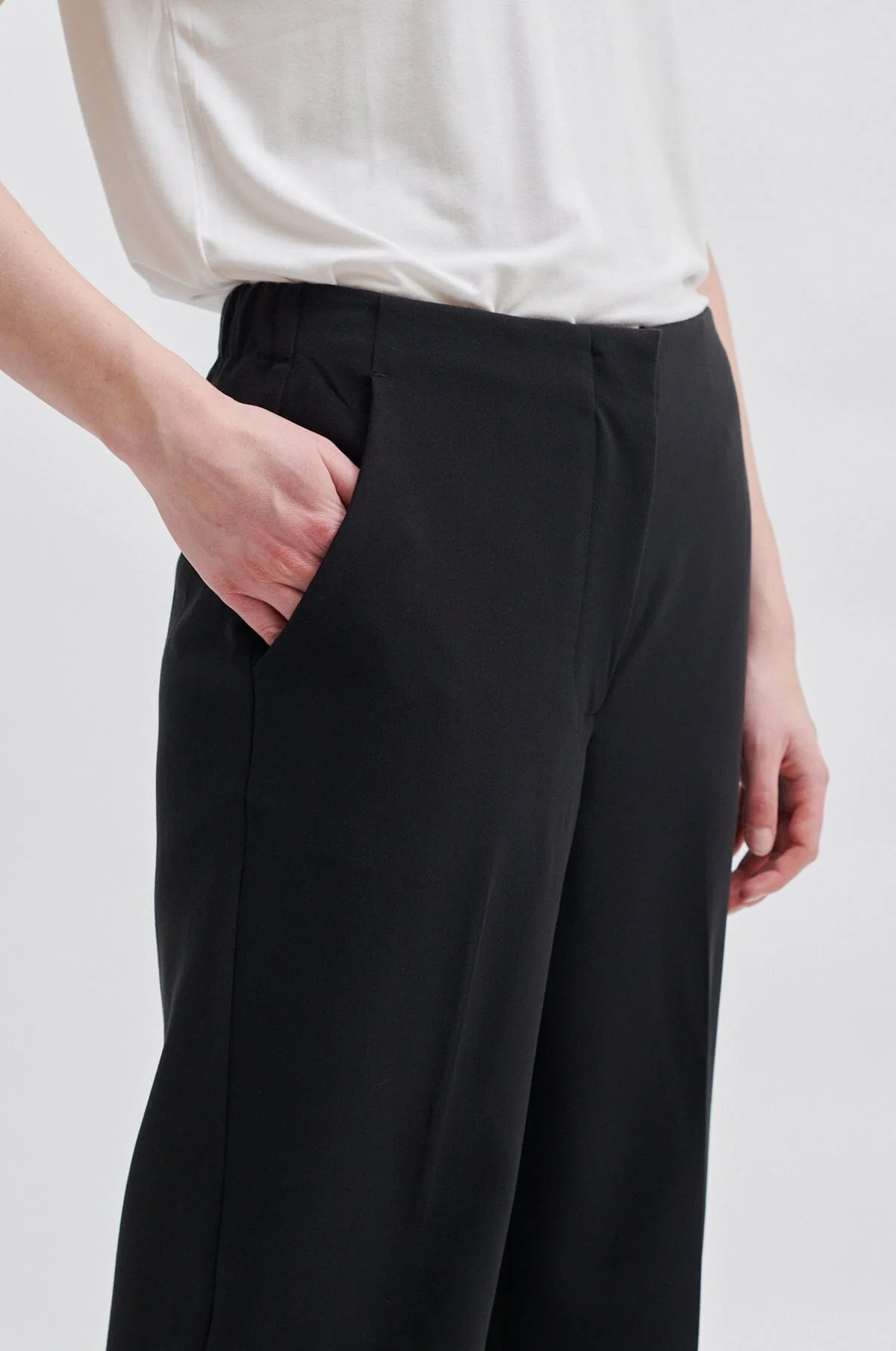 Second Female - Evie Classic Trousers 54385 - 8001 Black - Image 3