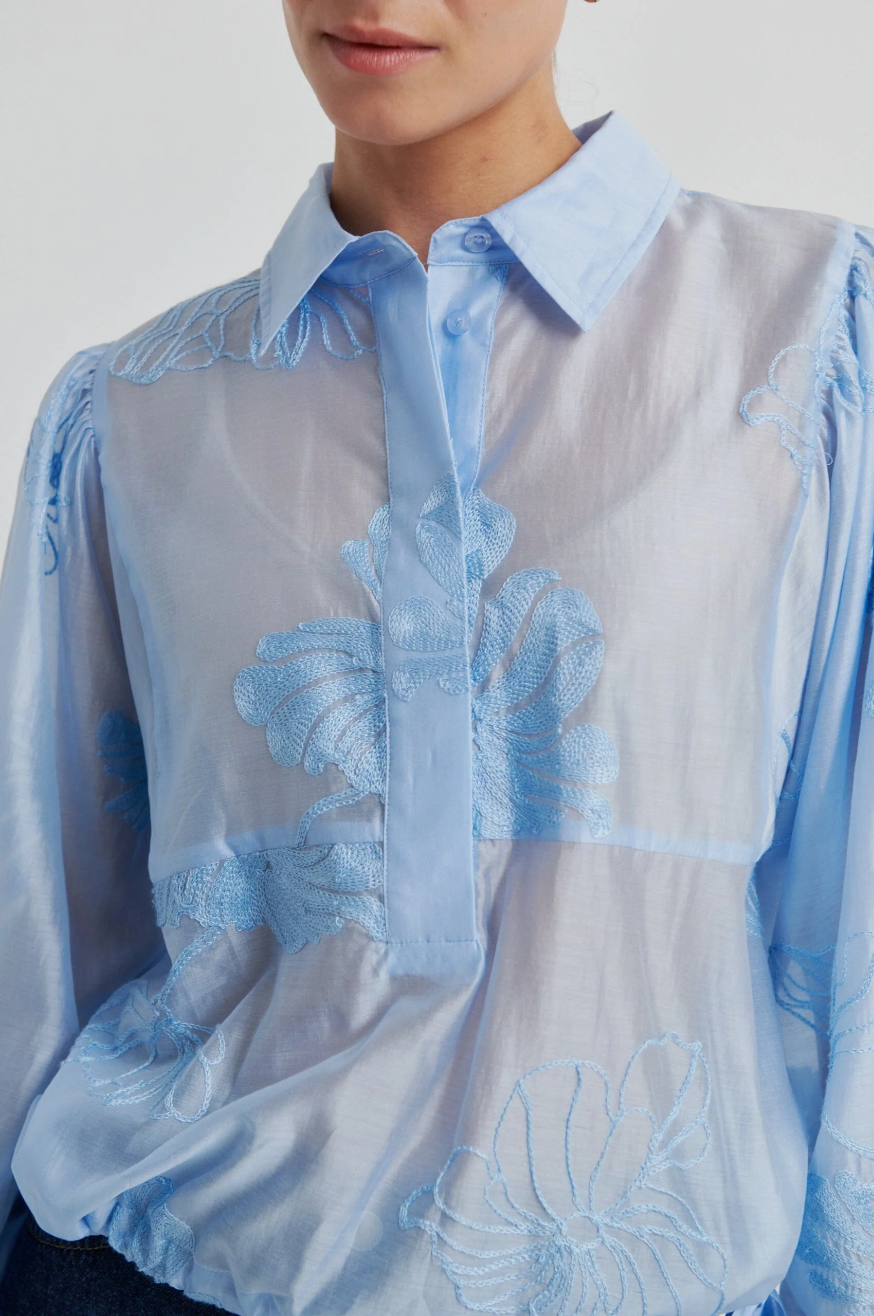 Second Female - Vira Blouse 60496 - 5126 Windsurfer - Image 3