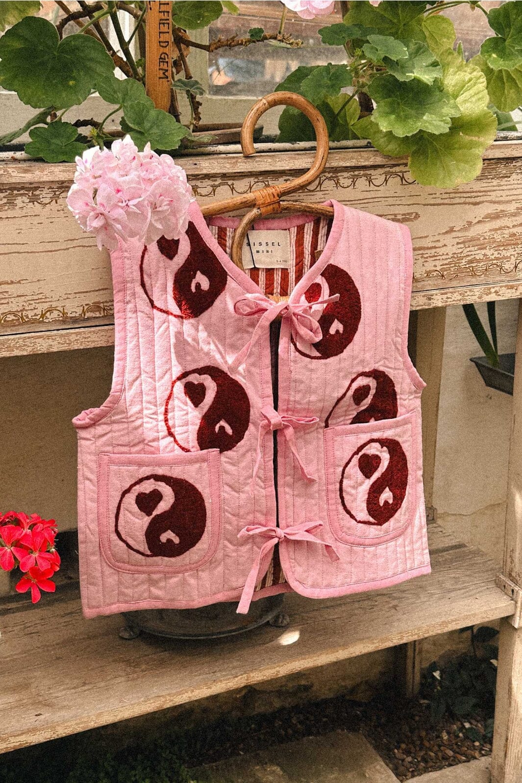 Sissel Edelbo - Honey MINI Vest SE 1524 - Yin & Yang Pink - Image 4