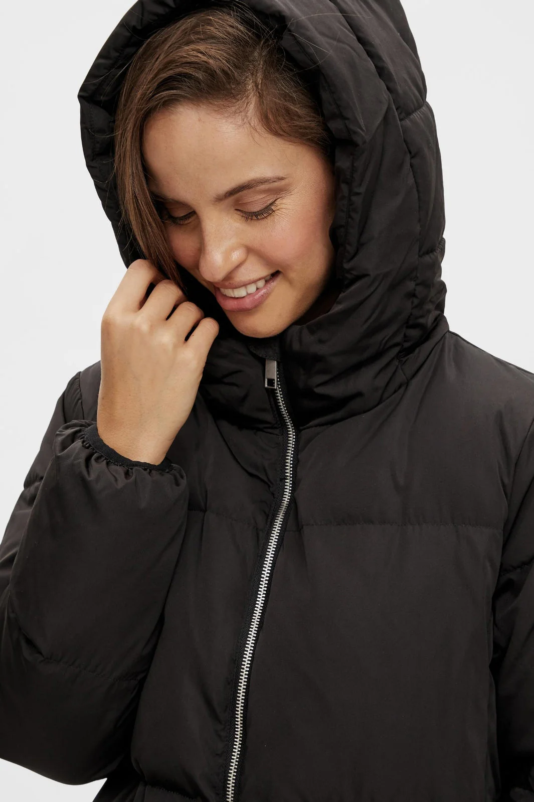 YAS - YasMillys Down Jacket - Black - Image 4